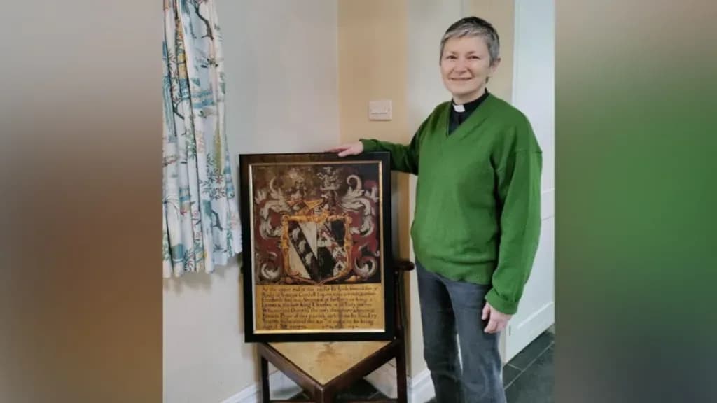 Australian lawyer finds stolen church art from Sydney desk